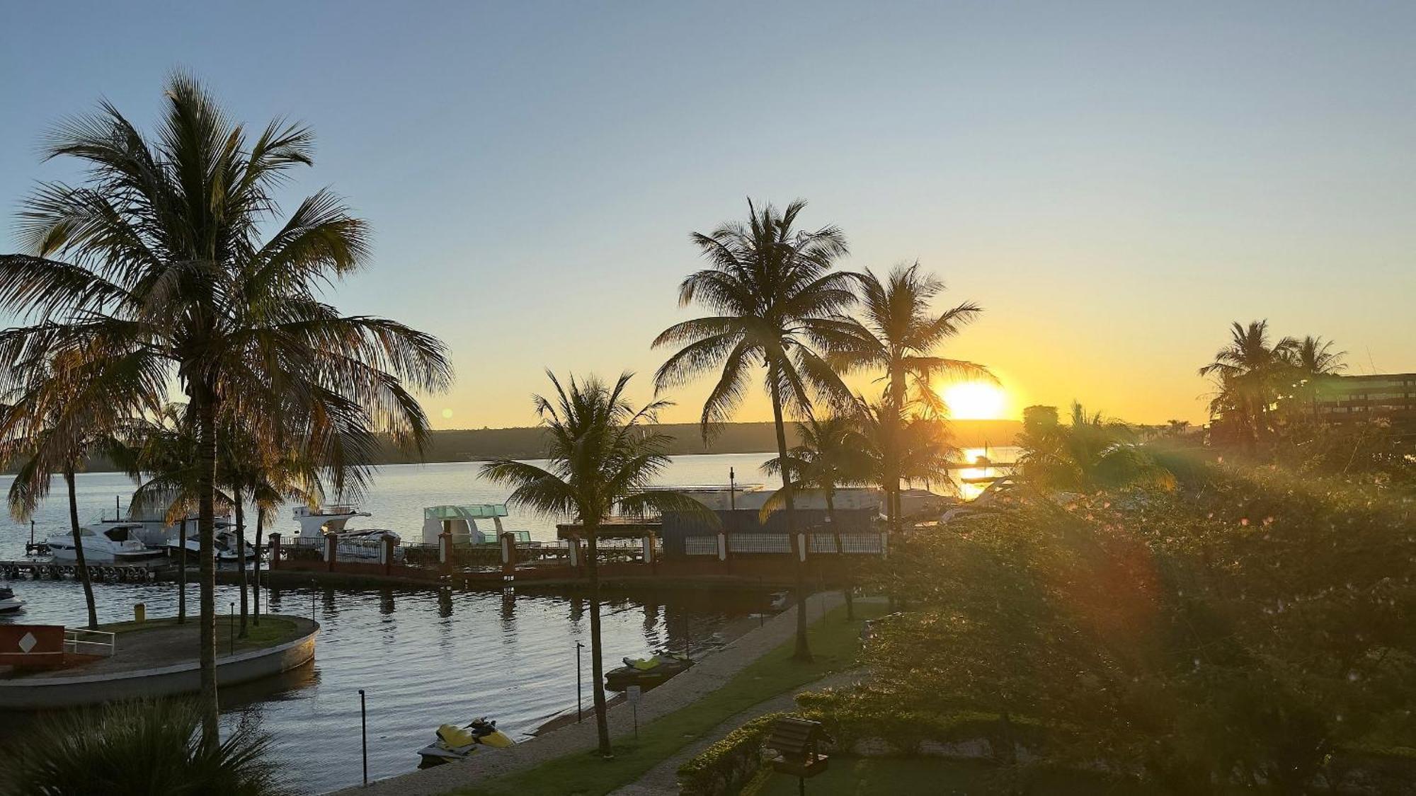 Apartamento Lindo Com Vista Lago Brasília Exterior foto